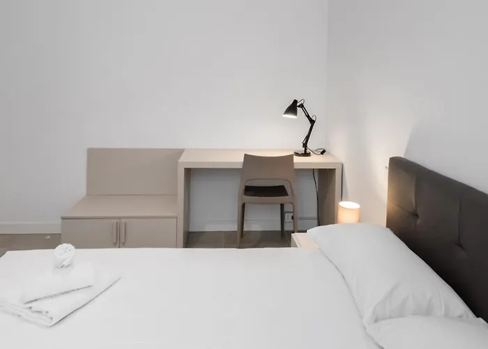 Flats4rent Aleksandra E Arina アパート